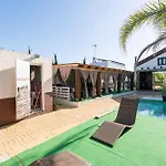 וילה Casa Amelie *